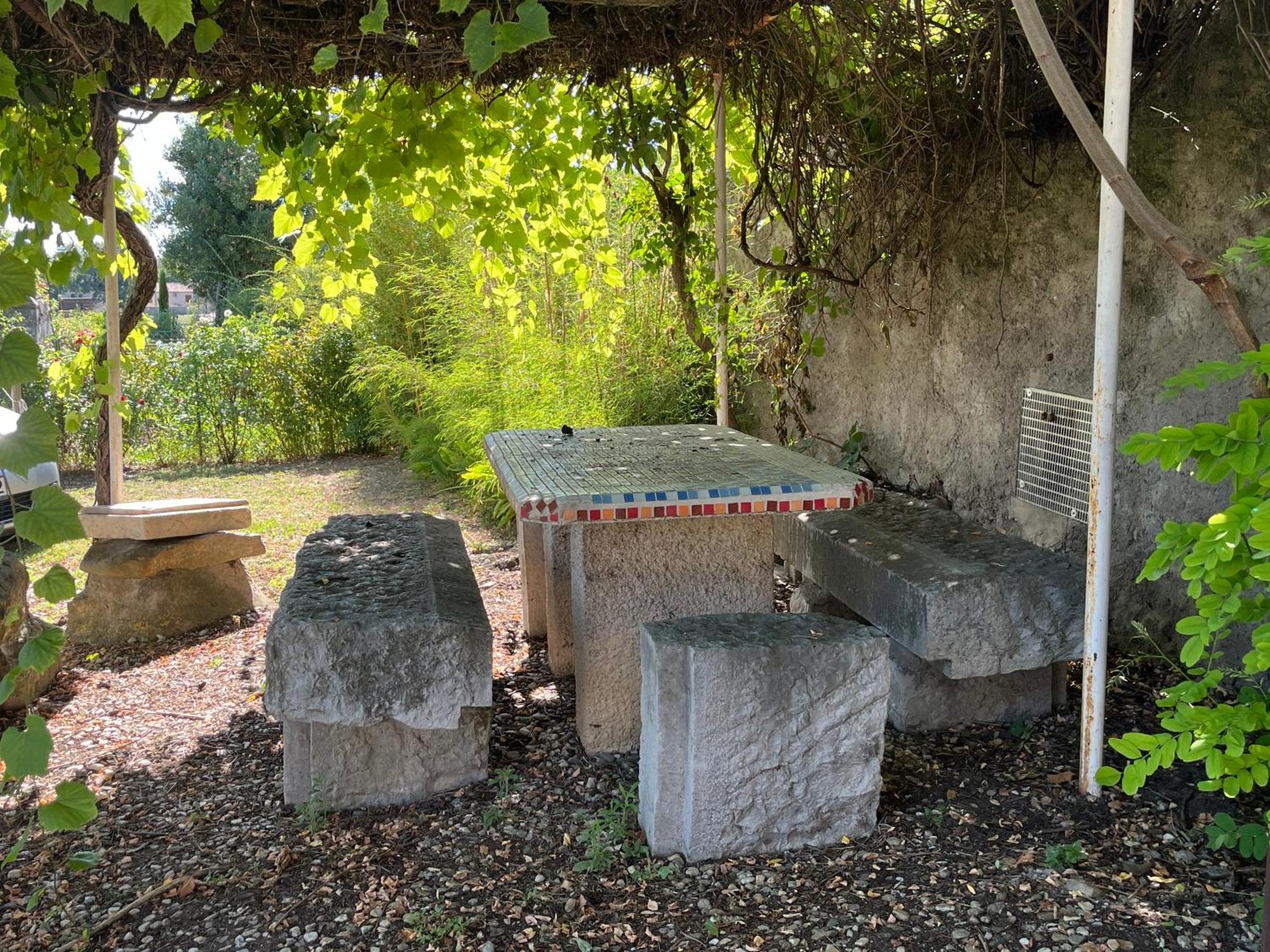 Ferienwohnung La Bergerie Domessargues Exterior foto